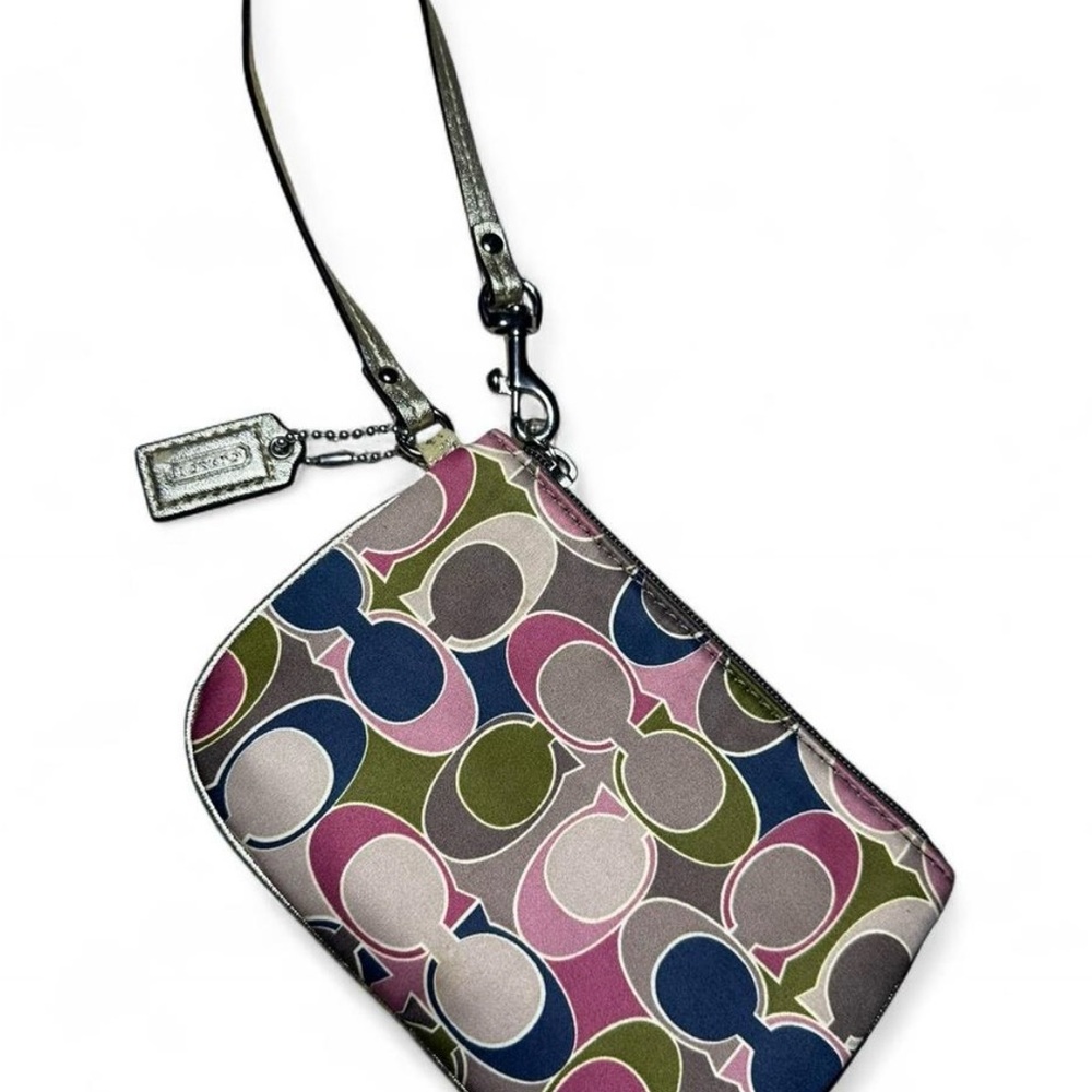 Y2K Vintage Coach Multicolor Signature Wristlet